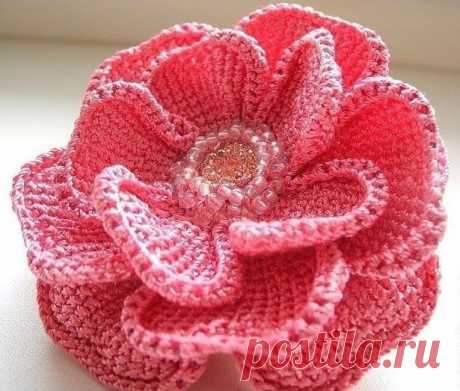 Цветок тунисским вязанием, крючком. / knittingideas.ru