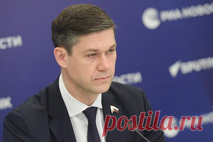 В Госдуме объяснили предназначение реестра неплательщиков алиментов. Создание реестра неплательщиков алиментов поможет систематизировать информацию и повысить уровень социальной защиты детей. В проекте о реестре должников указано, что в нем будут содержаться данные о неплательщиках, привлеченных к административной и уголовной ответственности, а также находящихся в розыске.