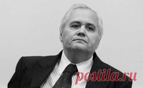 Умер экс-президент Сербии Милан Милутинович. Бывший президент и глава сербского МИДа Милутинович, который провел пять лет в тюрьме по обвинению международного трибунала в военных преступлениях в Югославии, скончался на 80-м году жизни