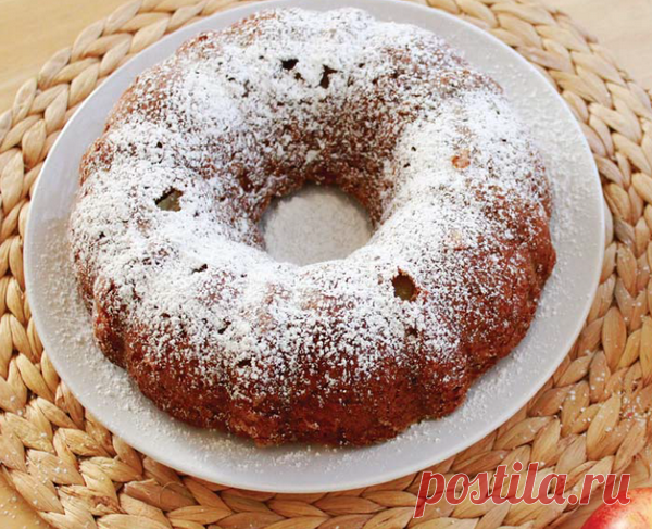 Яблочный кекс в кольцевой форме