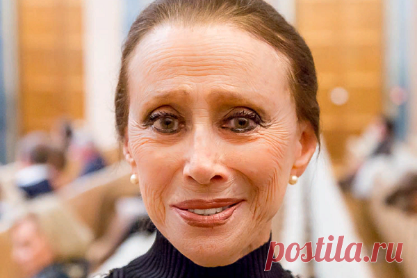 4 вaжныx пpaвилa М.Плиceцкoй o тoм, кaк ocтaвaтьcя кpacивoй жeнщинoй дo глубoкoй cтapocти
  Как-то сидела в очереди к стоматологу. Врач, провожая до дверей кабинета женщину, предложил ей отбелить и выровнять зубной ряд. Она отмахнулась: «Доктор, зачем мне это в таком возрасте? Мне 50 уже. Муж есть, и дети, и внуки. Они меня любую любят» — сказала она и заливисто засмеялась. С одной стороны, я рада, что есть […]
Читай пост далее на сайте. Жми ⏫ссылку выше