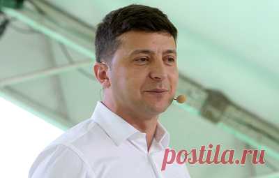 Оппозиция на Украине потребовала отставки Зеленского. В заявлении партии "Оппозиционная платформа - За жизнь" говорится, что главной причиной паники в стране является "бездарность, авантюризм и безответственность" власти, которую представляет ее нынешний президент