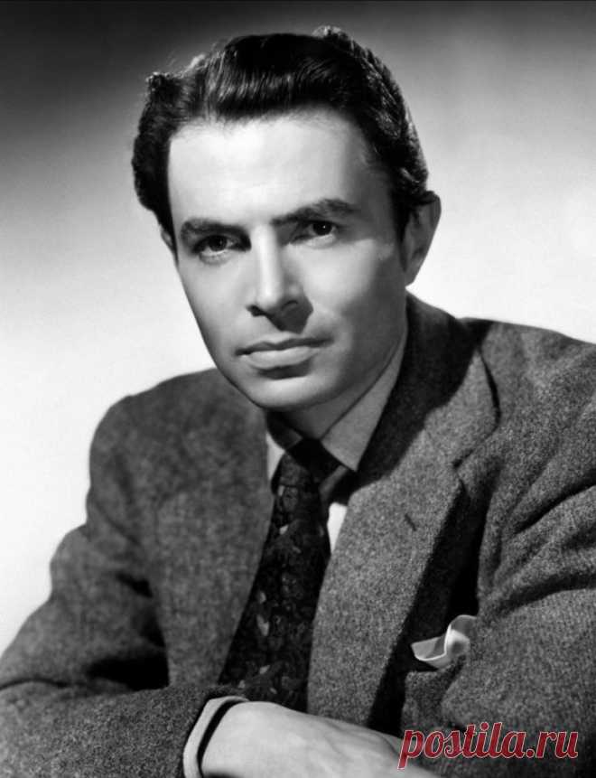Джеймс Мейсон (James Mason)
- 15 мая, 1909 • 27 июля 1984