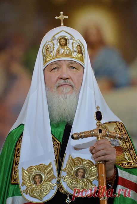 Только Бог - судья Церкви, но не корреспонденты, не репортеры и не блогеры. (Патриарх Кирилл)