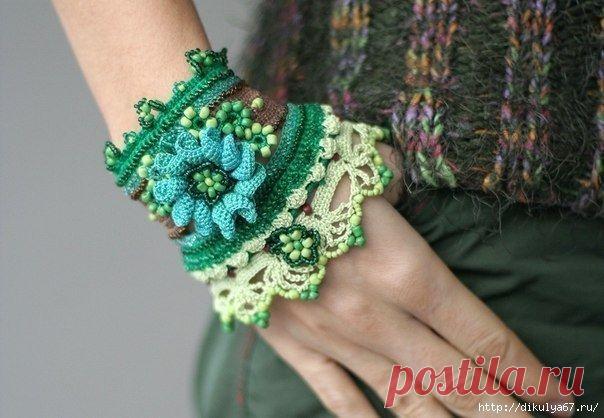 Стильные вязаные браслеты