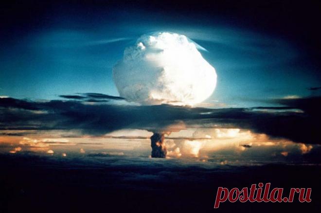 Bloomberg: действия США на ядерном полигоне приведут к гонке вооружений. Вашингтон намерен провести новые испытания на ядерном полигоне в штате Невада.