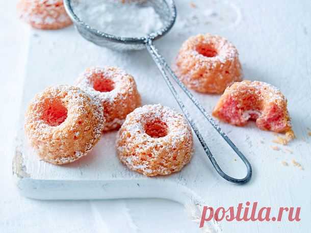 Mini-Marzipangugel Rezept  | LECKER Unser beliebtes Rezept für Mini-Marzipangugel und mehr als 65.000 weitere kostenlose Rezepte auf LECKER.de.