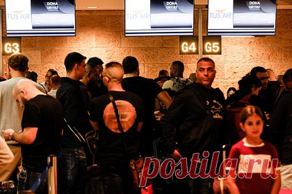 Власти Катара изъяли у прибывшего на ЧМ по футболу наркотики. Власти Катара объявили, что изъяли наркотики у туриста, прибывшего на чемпионат мира по футболу. По данным таможенной службы, это первый подобный случай за время проведения ЧМ. Всего было изъято около двух тысяч таблеток обезболивающего препарата трамадол и 464,5 грамма гашиша. Задержанный предстанет перед судом.