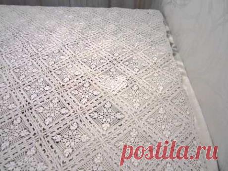 ПЛЕД(крючком) на ДИВАН или КРОВАТЬ 200 см на 220 см..авторская работа Чернышова Александра..