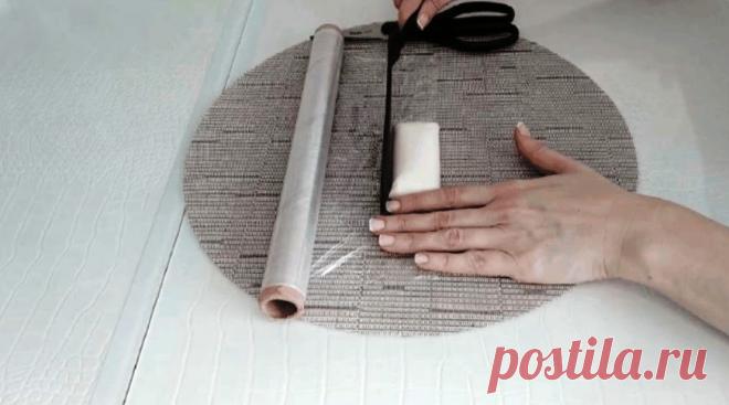 Вкусный десерт за 20 минут! Смешиваю творог со сгущенкой и убираю в морозилку Такой нежный и вкусный десерт из самых обычных продуктов готовить очень просто. По своему вкусу, вы можете добавлять различные сладкие добав...