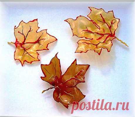 Бабочки и листики из пластиковых бутылок