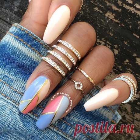 It's time to get inspired by our selection of 26 of the best nails. These are the top trending nails of instagram right now and we have embedded the direct instagram post. Make sure you follow and like these amazing nail artists and show them some love.