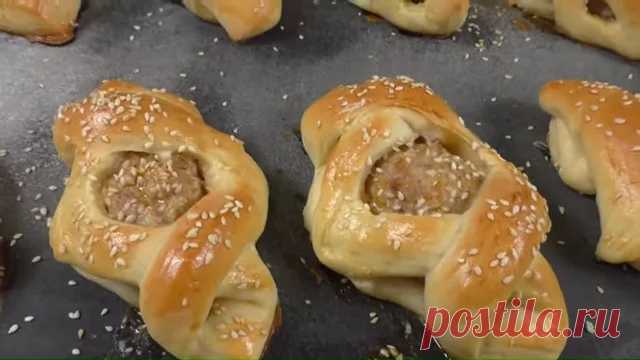 Турецкие открытые пирожки с мясом