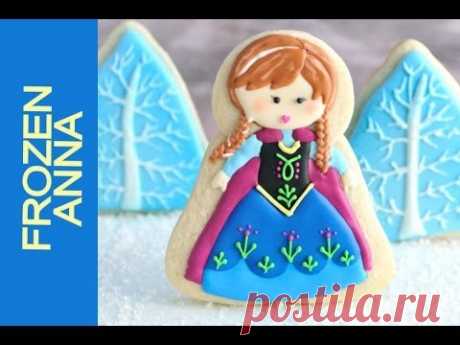 HOW TO MAKE FROZEN ANNA COOKIES, DECORATING WITH ROYAL ICING