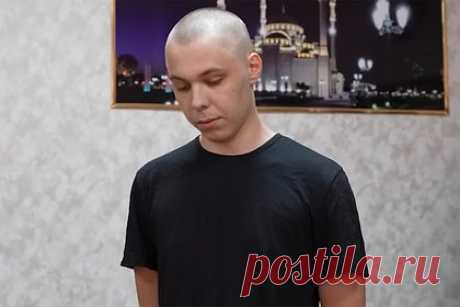 Чеченские имамы высказались о деле поджигателя Корана Журавеля. В Грозном на судебном процессе по уголовному делу 19-летнего жителя Волгограда Никиты Журавеля, обвиняемого в сожжении Корана, выступили чеченские имамы, признанные потерпевшими. На заседание явились пятеро из 13 имамов, написавших заявление на поджигателя. Они назвали действия Журавеля «вопиющим оскорблением».