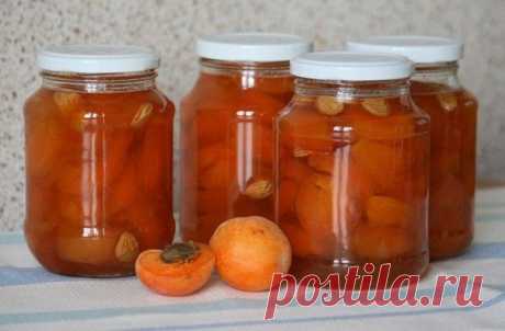 Вкусное абрикосовое варенье.