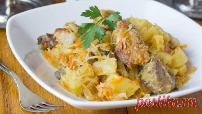 Мясо с квашеной капустой и картофелем – особый аромат и вкус