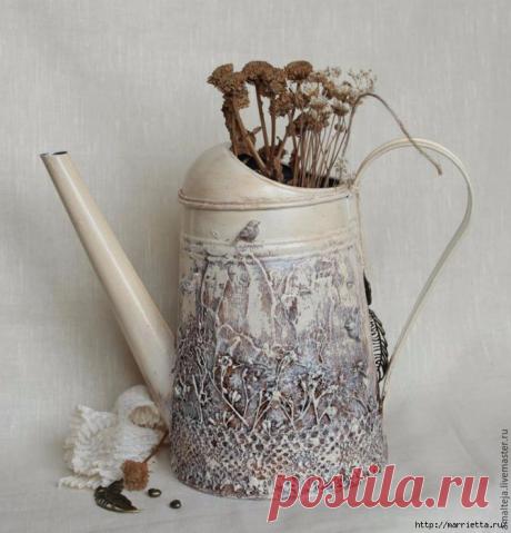 Преображение старой лейки с декорированием в эко стиле