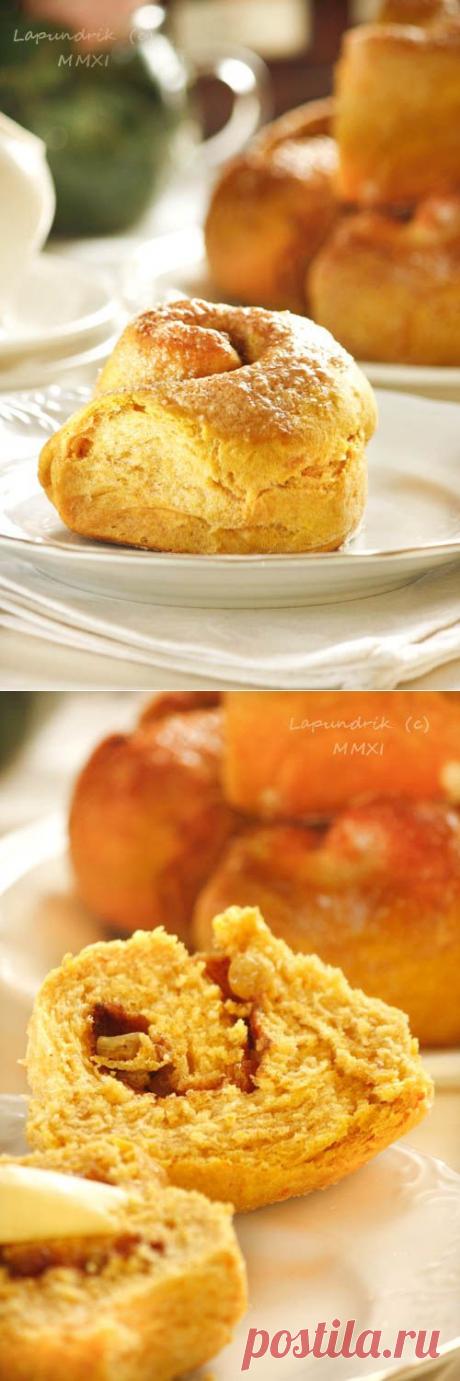 Тыквенные булочки с корицей и изюмом