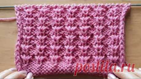 Узор спицами для женского свитера или детской кофточки.