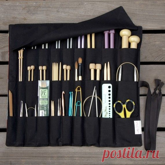 Knitting Needle Case or Art Tool Organizer - FEEDSACK DAISIES - 30 black pockets