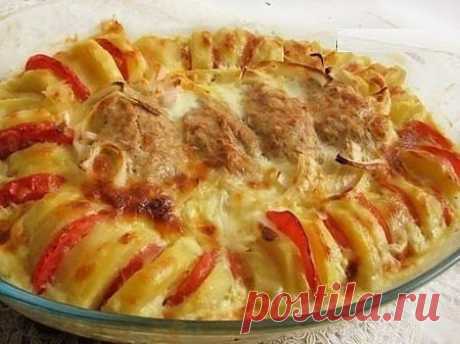 Запеченые куриные котлетки с гарниром