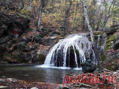 14 самых красивых водопадов полуострова Крым Учан-Су, Джур-Джур, Козырек, Суаткан - все это названия водопадов Крыма. Их стоит смотреть весной, ведь в это время года они самые полноводные.