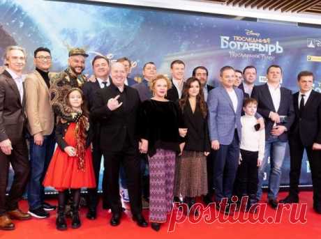 Премьера фильма &quot;Последний богатырь&quot;: фото звезд, посетивших первый показ картины