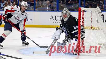 28 сейвов Василевского помогли «Тампе» обыграть «Вашингтон», Овечкин и Кучеров очков не набрали. «Тампа-Бэй Лайтнинг» одолел «Вашингтон Кэпиталз» в матче регулярного чемпионата Национальной хоккейной лиги (НХЛ). Читать далее
