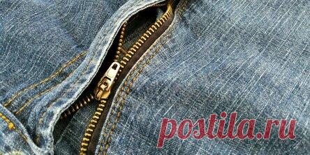Лайфхак: как починить молнию, которая постоянно расходится Полная версия статьи. Один точный удар — и нет проблем. Пользователь TokTok с ником @originalcobblers нередко публикует видео, в которых рассказывает о починке обуви. Его ролики нечасто набирают больше 10 тысяч просмотров, однако новое видео от мастера стало настоящим хитом. В нём он рассказал, как легко починить молнию, которая расходится.