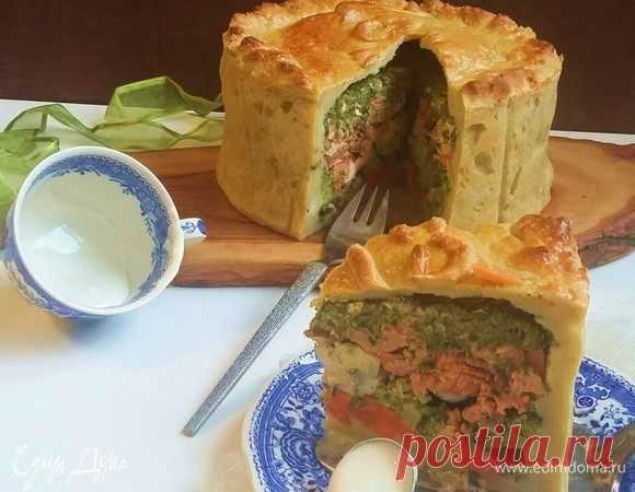 Пирог-многослойник «Праздничный» 




Так сложилось, что на Новый год мы готовим блюда из рыбы или морепродуктов, приберегая молочных поросят с гречкой, холодцы и крученых-верченных лебедей на Рождество.В этом году я предложу своим р…