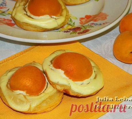 Слойки &quot;Абрикосовые гнёзда&quot;