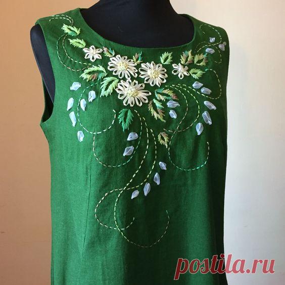 Льняное платье с ручной вышивкой Краски лета в интернет-магазине на Ярмарке Мастеров | Платья, Домодедово - доставка по России. Товар продан.