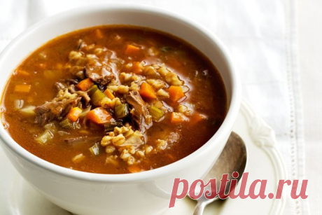 Lamb shank and pearl barley scotch broth