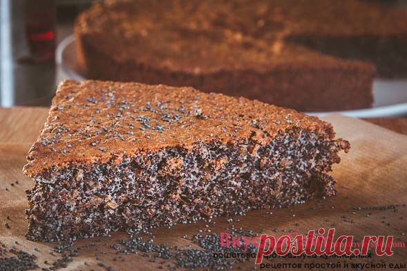 Маковый пирог без муки с орехами