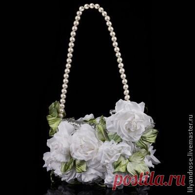 Купить Свадебная белая сумочка с розами 1 - белый, белая сумочка, невеста, сумка женская