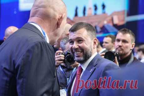 Пушилин ответил на заявления Зеленского об отсутствии серьезных побед у России. Глава Донецкой народной республики Денис Пушилин назвал ложью заявления президента Украины Владимира Зеленского об отсутствии серьезных побед у России в ходе спецоперации. Он подчеркнул, что меньше всего ему бы хотелось бы комментировать слова человека, который «выстраивает всю свою деятельность, опираясь на ложь».