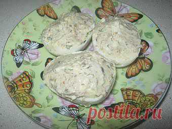 Яйца фаршированные. Салаты и закуски