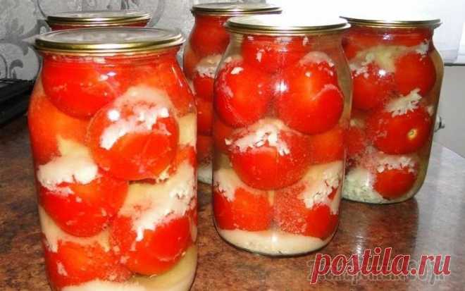 Помидоры и огурцы маринованные с чесноком и сахаром