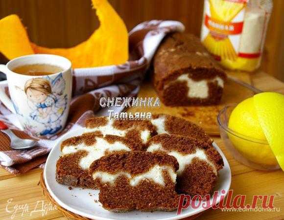 Манный пирог с тыквой и творожной начинкой. Ингредиенты: яйца куриные, сахар, ванилин