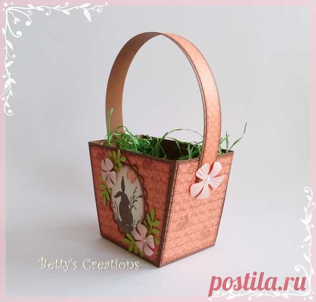Коробочки, корзинки и новогодние игрушки из картона