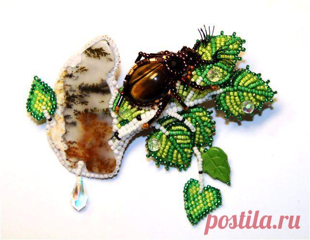 Миниатюрные броши из бисера Любови Тюриной — Рукоделие