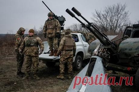 Заявление Украины о получении уникального оружия от Запада объяснили. Украина не получит никакого уникального оружия от Запада в 2024 году, убежден военный политолог, доцент кафедры политического анализа и социально-психологических процессов РЭУ имени Плеханова Александр Перенджиев. В разговоре с «Лентой.ру» он объяснил озвученное ранее Киевом заявление об ожидании от Запада оружия.