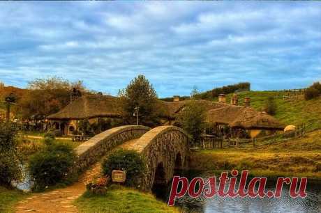 Hobbiton - Traveling through the Shire in New Zealand