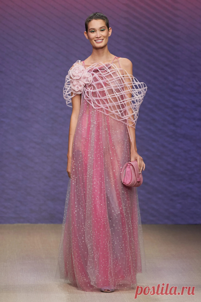 Giorgio Armani Spring 2022 Ready-to-Wear Collection | Vogue