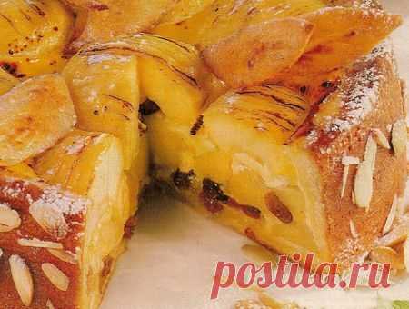 Пирог из тыквы с яблоками и изюмом