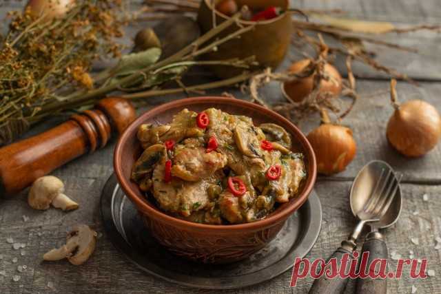 Мясо с грибами на сковороде — вкусное домашнее рагу. Пошаговый рецепт с фото — Ботаничка.ru
