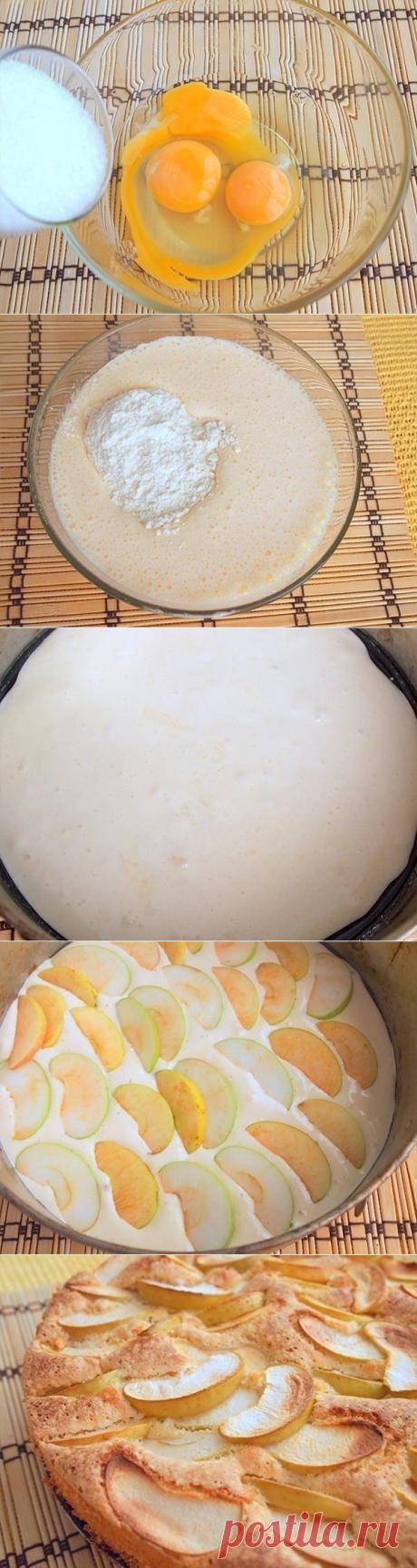 Как приготовить бисквитный пирог с яблоками - рецепт, ингридиенты и фотографии