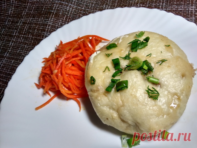 Хочу поделиться рецептом «Вьетнамских пирожков с мясом и капустой». Готовлю их вместо жареных - очень здоровая еда - Пир во время езды Пянсе или пигоди – это популярный корейский, в частности вьетнамский фаст-фуд, напоминающий манты, только из дрожжевого теста.  Такие пирожки можно найти не только в азиатских странах, но и во многих заведениях общепита с кухней этих народностей. В качестве начинки подходят разные овощи, говядина, курица, баранина и даже рыба и морепродукты...