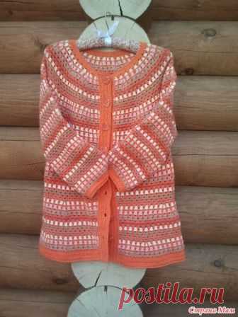 . Жакет крючком Vintage Cluster Cardigan Я прямо влюбилась в этот винтажный кардиган с первого взгляда))))))) Да еще и в разных цветовых вариантах нашла.  Зазывала компанию сюда https://www.stranamam.ru/